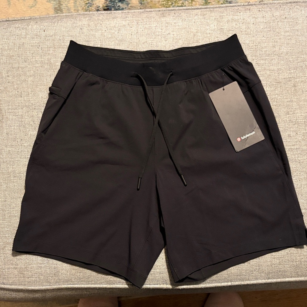 lululemon Men’s Black Zeroed In 7” Drawstring Shorts